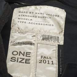 مملوكة مسبقًا حقيبة ماسنجر مارك باي مارك جاكوبس قياس كبير قماش أزرق بحري ستاندرد سابلاي