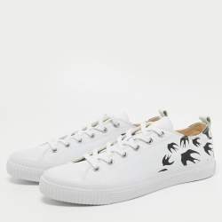 مملوكة مسبقًا McQ by Alexander McQueen White Canvas Swallow Sneakers Size 44