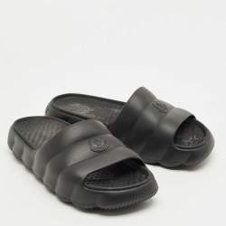 Pre Owned Moncler Black Rubber Lilo Pool Slide Size 42