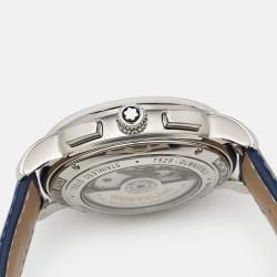 مملوكة مسبقًا Montblanc Star Legacy 130973 Blue Dial Stainless Steel Men's Wristwatch 42 mm
