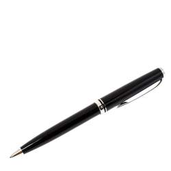 Pre Owned Montblanc Black Resin Platinum Finish Ballpoint Pen 