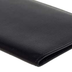 مملوكة مسبقًا Montblanc Black Leather Passport Holder