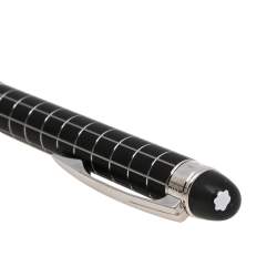 Pre Owned Montblanc Starwalker Black Rubber Grid Silver Tone Rollerball Pen