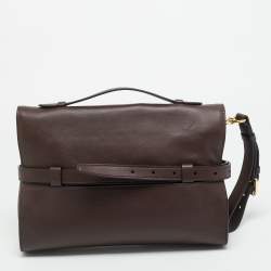 Pre Owned حقيبة بحزام علوي موسكينو مصنوعة من الجلد البني الصغير ومزينة بشعار الماركة