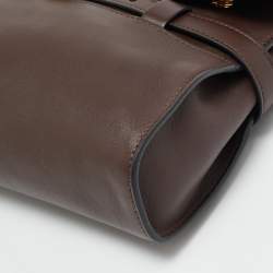 Pre Owned حقيبة بحزام علوي موسكينو مصنوعة من الجلد البني الصغير ومزينة بشعار الماركة