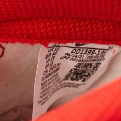 Pre Owned حذاء رياضي نايك تان/أبيض سويدي وجلد عنق عالي مقاس 38.5