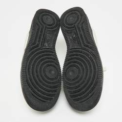 مملوكة مسبقًا حذاء رياضي نايك إير فورس 1 لو كانفاس أبيض وجلد 07 LV8 سي جلاس بأربطة مقاس 42.5