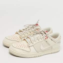 مملوكة مسبقًا حذاء رياضي نايك دانك لو جلد أحمر جامعة/أبيض SP سانت جونز مقاس 42