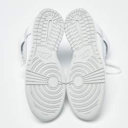 مملوكة مسبقًا حذاء رياضي نايك تان/أبيض سويدي و جلد عنق عالي مقاس 38.5