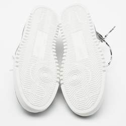 Pre Owned حذاء رياضي أوف وايت سويدي رصاصي برباط مقاس 42