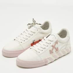 مملوكة مسبقًا Off-White Vulcanized Size 42 White/Pink Canvas Lace Up Sneakers
