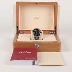 Omega Black Stainless Steel Seamaster 215.32.44.21.01.001 Automatic Men's Wristwatch 43.5 mm