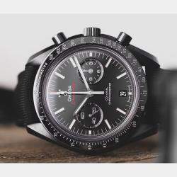 مملوكة مسبقًا Pre-Owned Omega Speedmaster Moonwatch Dark Side of the Moon Chronograph 311.92.44.51.01.003 Automatic Black Ceramic Men's Wristwatch 44 mm