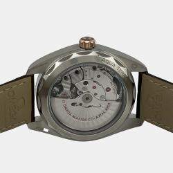 Pre Owned Omega Seamaster Aqua Terra 220.23.41.21.02.001 Automatic Silver Dial Stainless Steel 18k Rose Gold Men's Wristwatch 41 mm