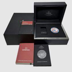 Pre Owned ساعة أوميغا سبيدماستر بروفيشنال مونواتش كرونوغراف إصدار أبولو المحدود 311.30.42.30.01.003 بتعبئة يدوية 42 مم مستعملة