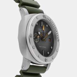 Pre Owned Pre-Owned Panerai Submersible PAM 1323 Automatic Grey Stainless Steel Men's Wristwatch 44 mm