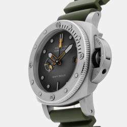 Pre Owned Pre-Owned Panerai Submersible PAM 1323 Automatic Grey Stainless Steel Men's Wristwatch 44 mm
