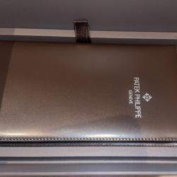 Pre Owned Patek Philippe Diamonds Nautilus Women's Wristwatch 32 mm