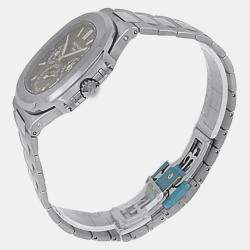 Pre Owned Patek Philippe Nautilus 5740/1G-001 Automatic Blue 18k White Gold Men's Wristwatch 40 mm