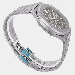 Pre Owned Patek Philippe Nautilus 5740/1G-001 Automatic Blue 18k White Gold Men's Wristwatch 40 mm