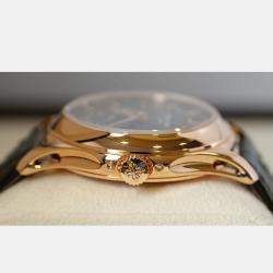 Pre Owned Patek Philippe Complications Annual Calendar 5205R-011 Automatic Olive Green 18K Rose Gold Men’s Wristwatch 40 mm