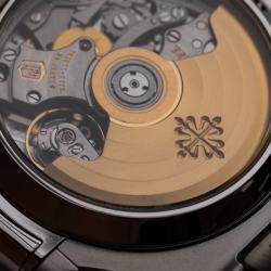 مملوكة مسبقًا Pre-Owned Patek Philippe Nautilus Chronograph 5980/1A-019 White Automatic Stainless Steel Men's Wristwatch 40 MM