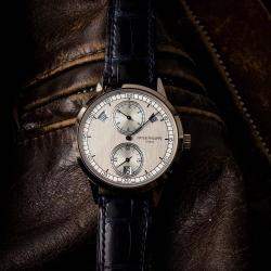 Pre Owned Patek Philippe Complications Annual Calendar Regulator 5235G-001 Silver 18K White Gold Automatic Men's Wristwatch 40mm