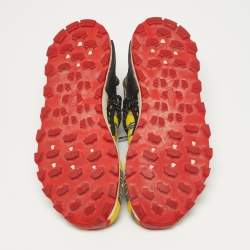 مملوكة مسبقًا Pharrell Williams x Adidas NMD Size 46.5 Multicolor Knit Fabric Sneakers