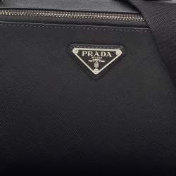 مملوكة مسبقًا حقيبة كتف برادا متوسطة بياقة جلد سفينانو سوداء