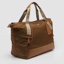 Pre Owned حقيبة برادا دوفل جلد ونايلون مُعاد تدويره بني