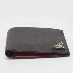 Pre Owned Prada Black Saffiano Metal Leather Triangle Logo Bifold Wallet