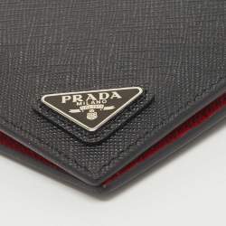 Pre Owned Prada Black Saffiano Metal Leather Triangle Logo Bifold Wallet