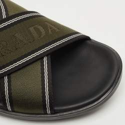 Pre Owned صندل سلايد برادا جلد وكانفس أخضر/أسود سيور متعاكسة بشريط لوغو مقاس 42