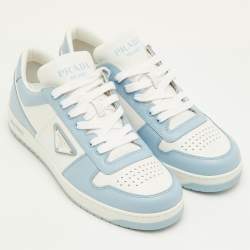 مملوكة مسبقًا حذاء رياضي برادا جلد أبيض/أزرق داونتاون بعنق قصير مقاس 41