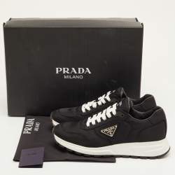 Pre Owned حذاء رياضي برادا براكس جلد أسود منخفض من أعلى مقاس 43