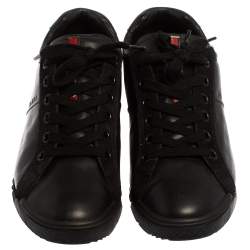مملوكة مسبقًا Prada Sport Black Leather And Suede Low Top Sneakers Size 40.5