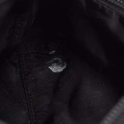 مملوكة مسبقًا Prada Black Nylon Logo Zip Pouch