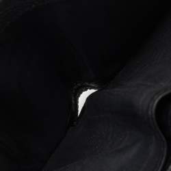 Pre Owned Prada Black Vitello Daino Leather Bifold Wallet