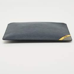 مملوكة مسبقًا Prada Navy Blue Saffiano Leather Flat Zip Pouch
