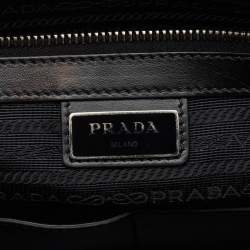 مملوكة مسبقًا حقيبة مستندات سفر برادا جلد سافيانو أسود ومضغوط بتنقش التمساح