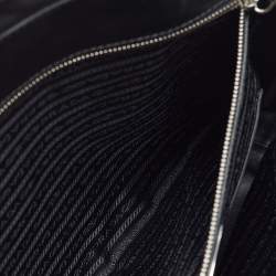 مملوكة مسبقًا حقيبة مستندات سفر برادا جلد سافيانو أسود ومضغوط بتنقش التمساح