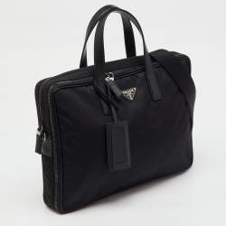 مملوكة مسبقًا حقيبة مستندات برادا نايلون معاد تدويره وجلد سافيانو أسود