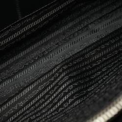 مملوكة مسبقًا Prada Black Ostrich Leather and Saffiano Leather Briefcase 