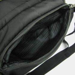 Pre Owned حقيبة كتف برادا نايلون تسوتو جلد أسود