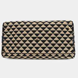 Pre Owned حقيبة سفر برادا قماش تطريز الرموز بيج/أسود جلد سافيانو