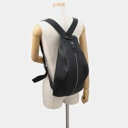 Pre Owned Prada Vitello Dino Triangle Backpack Black Leather