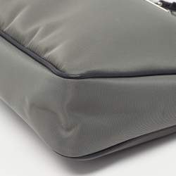 Pre Owned حقيبة مسنجر برادا نايلون رمادي/أسود مع شعار