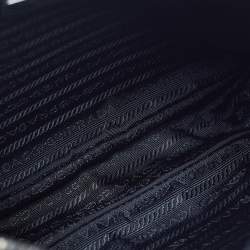 Pre Owned حقيبة مسنجر برادا نايلون رمادي/أسود مع شعار