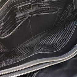 مملوكة مسبقًا Prada Black Saffiano Briefcase (2VG044)