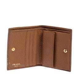 Pre Owned Prada Tan Leather Bifold Wallet